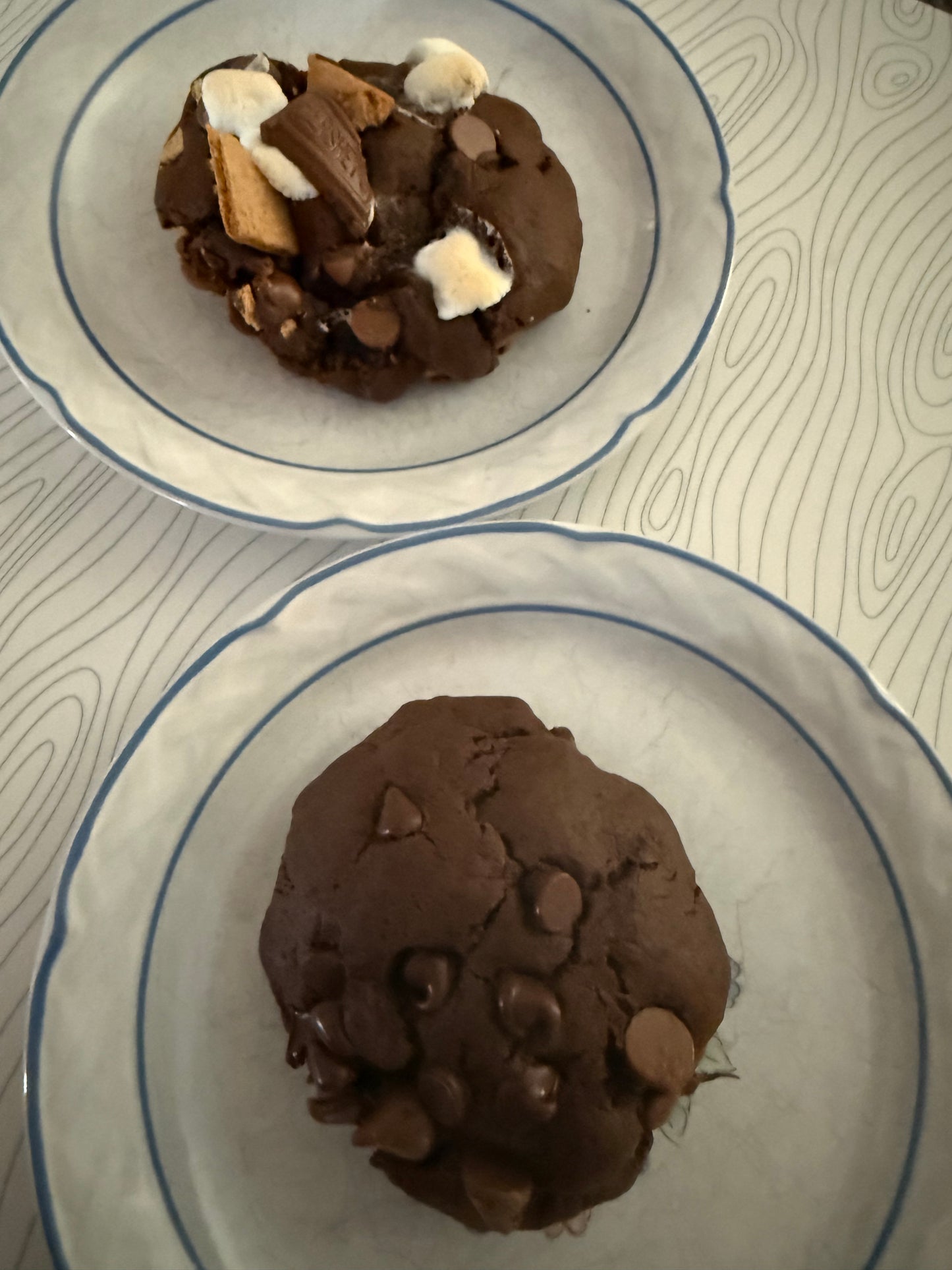Vanilla or Chocolate - based premium cookies with add-in options