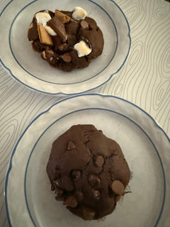 Vanilla or Chocolate - based premium cookies with add-in options